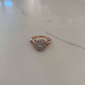10k Rose gold diamond ring